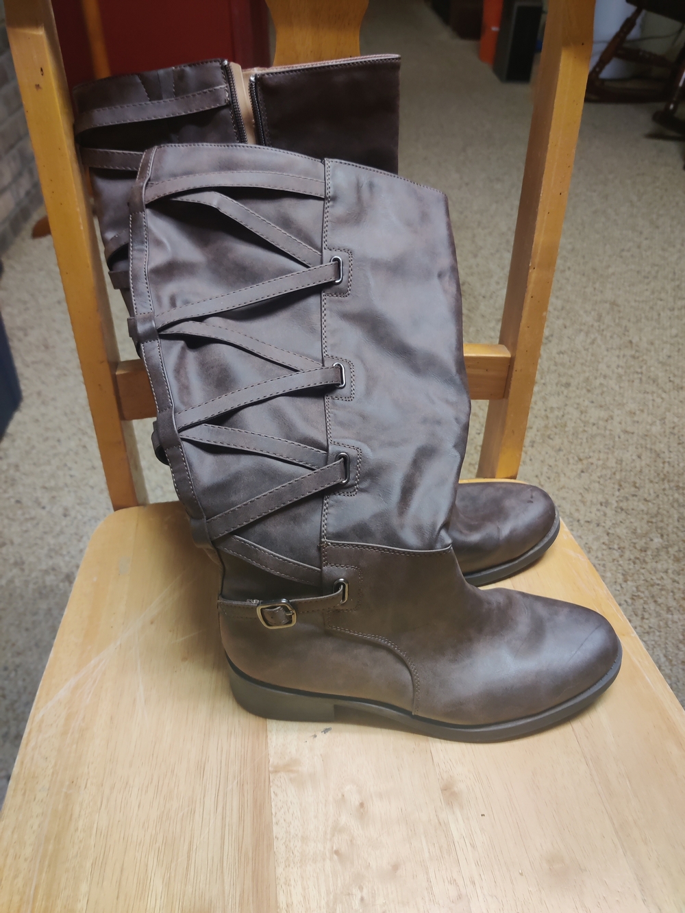 Journee Collection Brown Mid-Calf Buckle Braided Boots Size 8.5